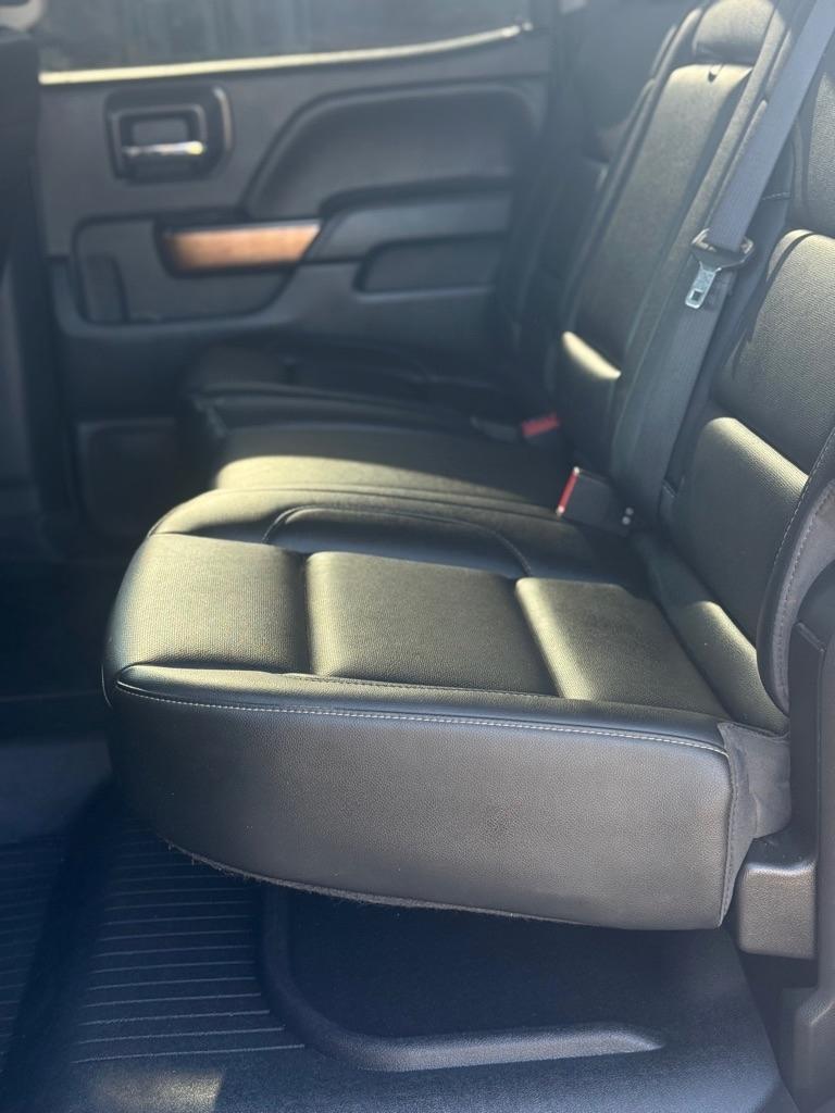 Chevrolet Silverado 1500 4WD Crew Cab 143.5" LTZ w/1LZ 2018