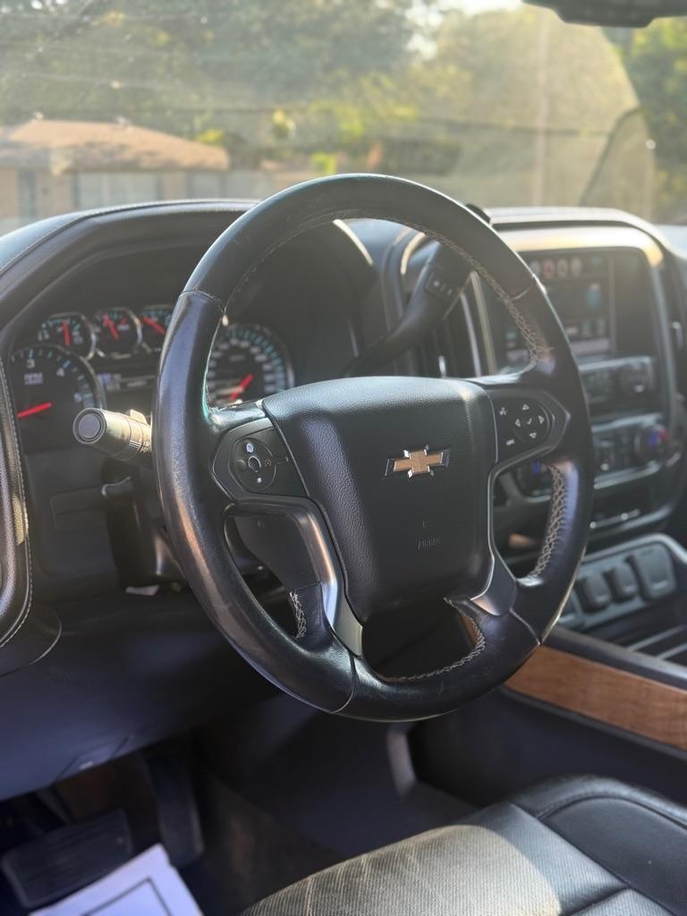 Chevrolet Silverado 1500 4WD Crew Cab 143.5" LTZ w/1LZ 2018