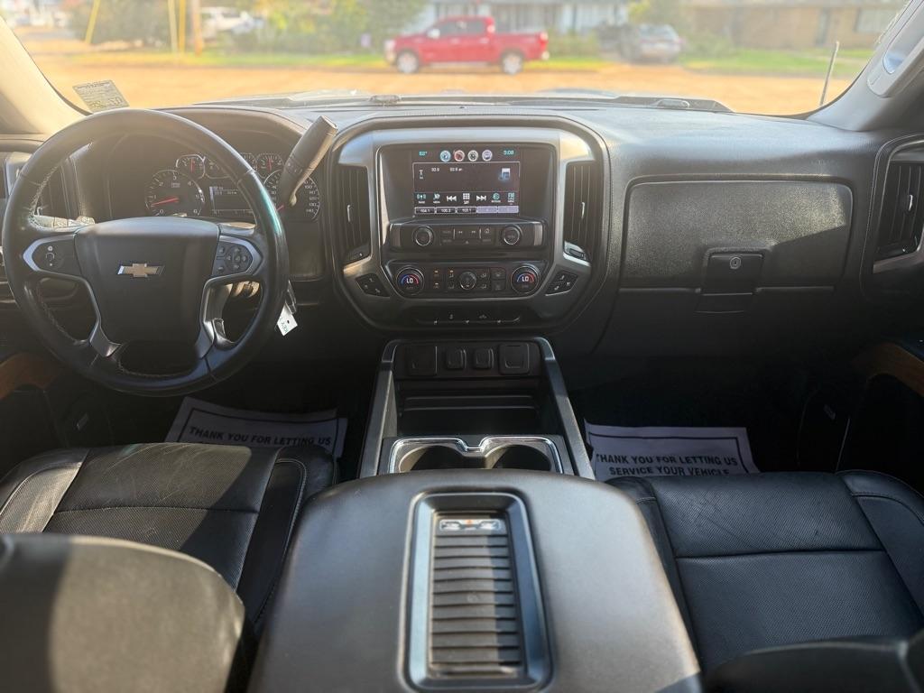 Chevrolet Silverado 1500 4WD Crew Cab 143.5" LTZ w/1LZ 2018