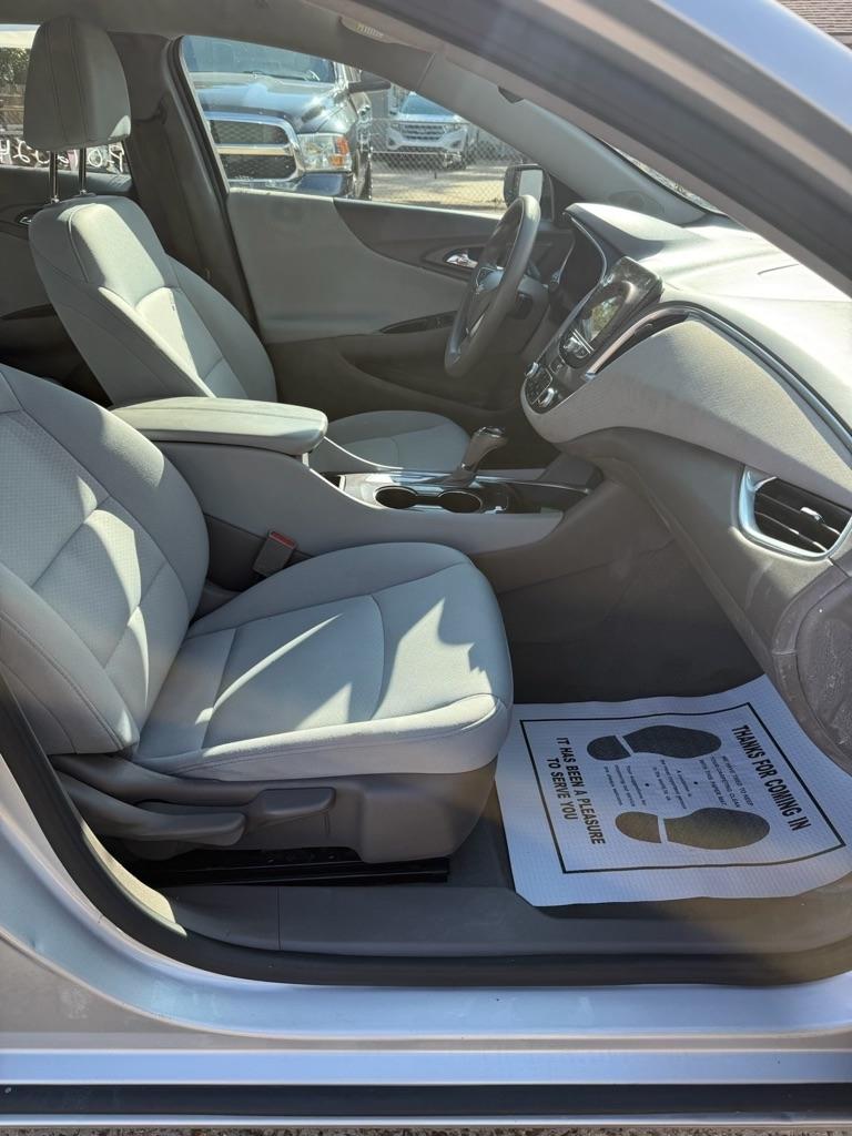 Chevrolet Malibu 4dr Sdn LT 2020