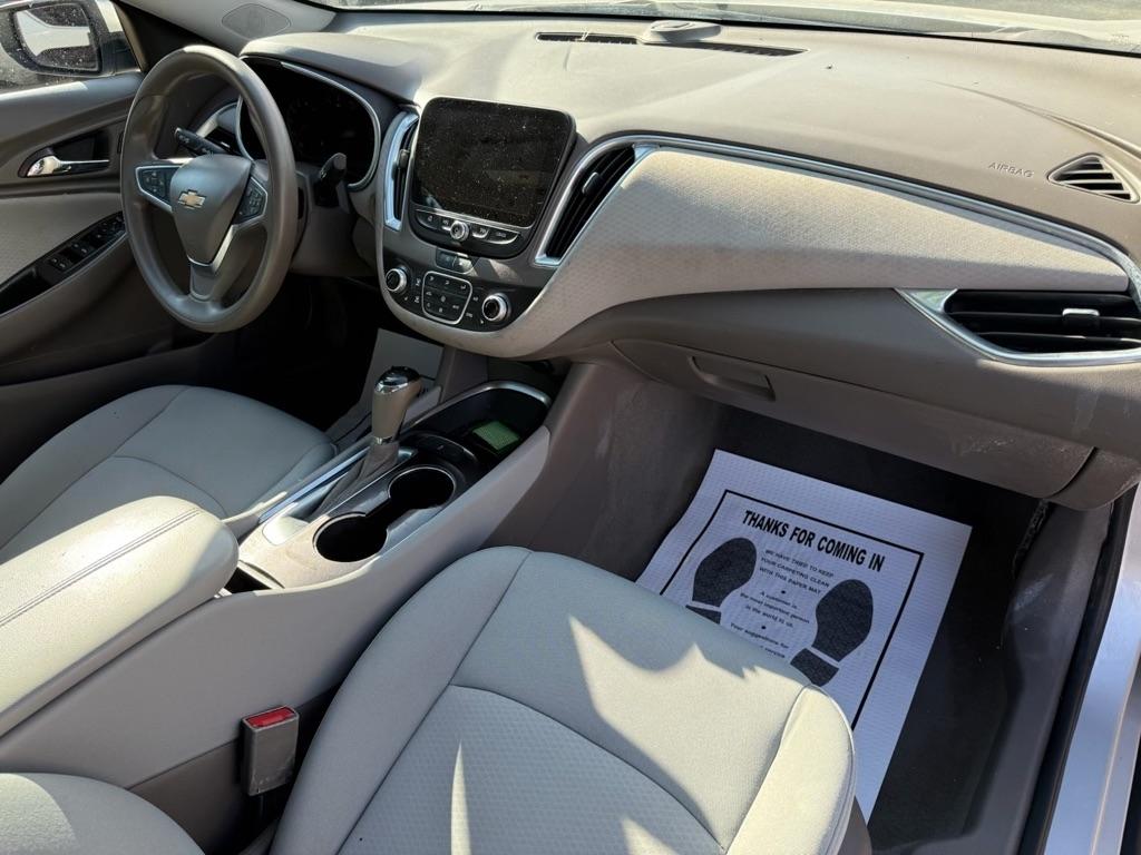 Chevrolet Malibu 4dr Sdn LT 2020