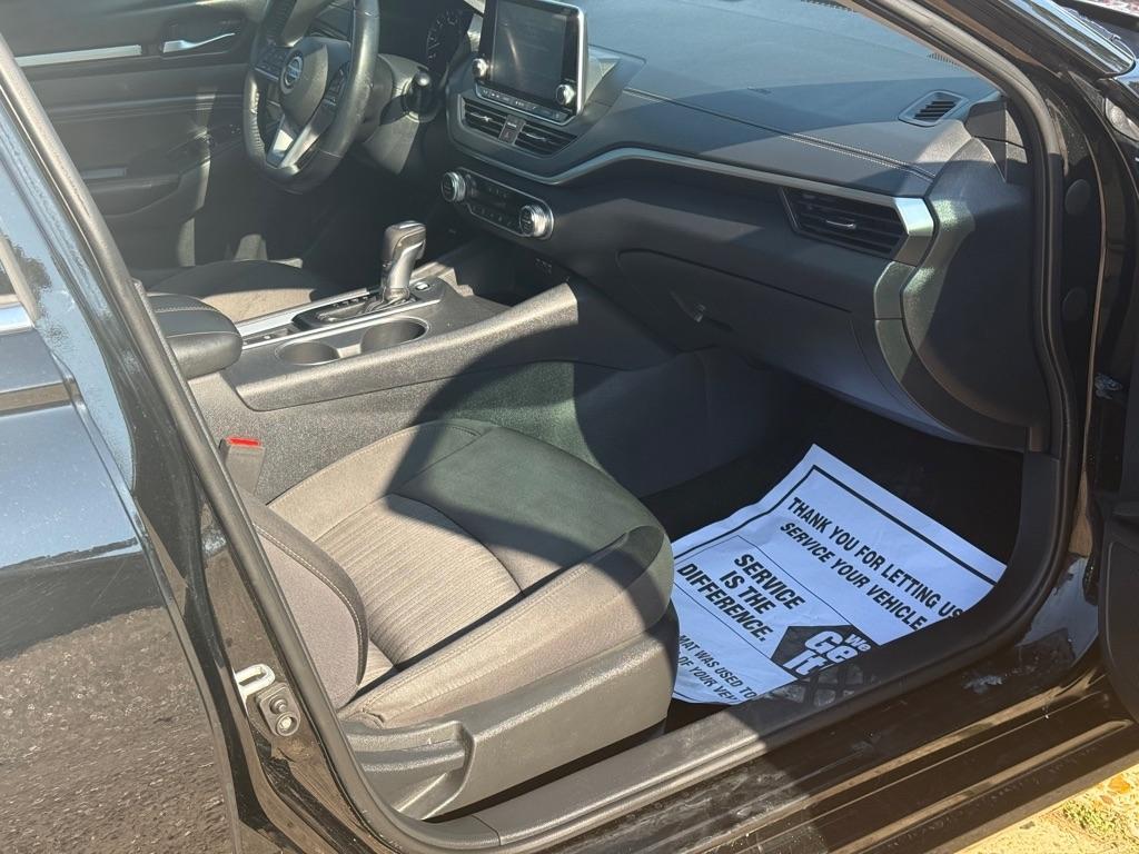 Nissan Altima 2.5 SV Sedan 2019