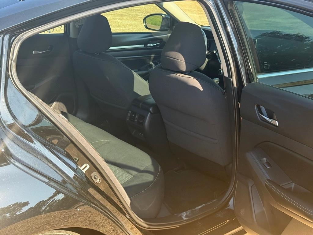 Nissan Altima 2.5 SV Sedan 2019