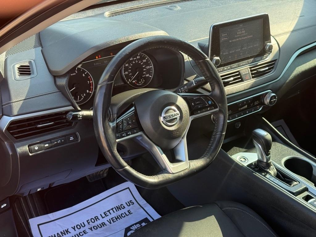 Nissan Altima 2.5 SV Sedan 2019