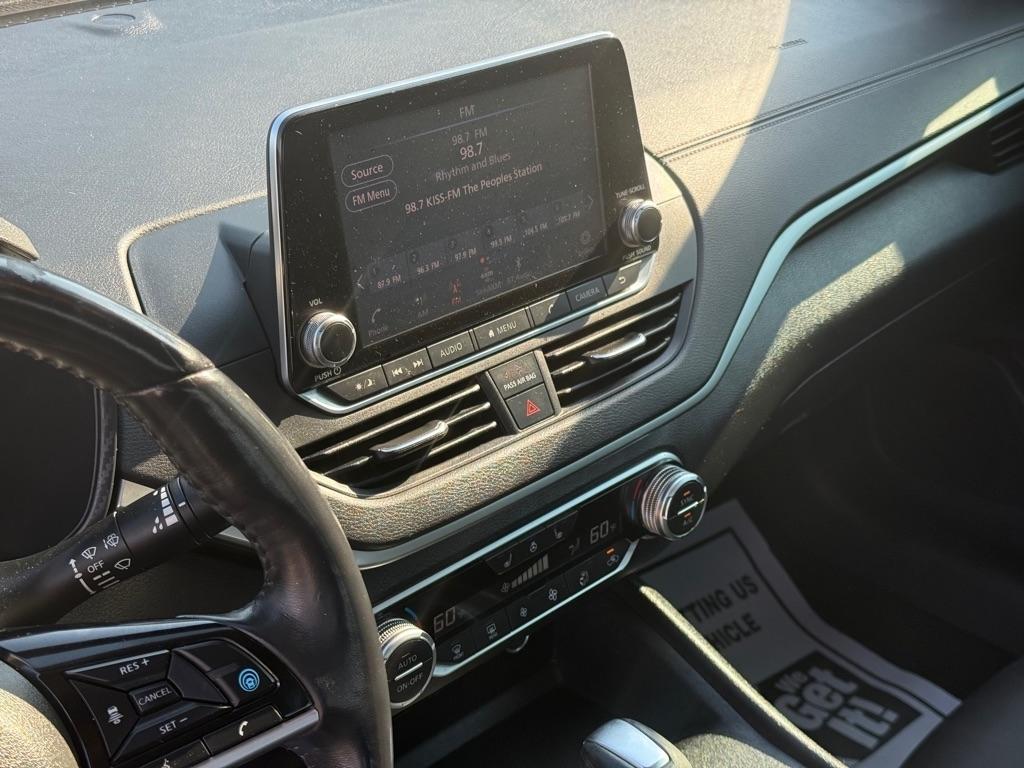 Nissan Altima 2.5 SV Sedan 2019