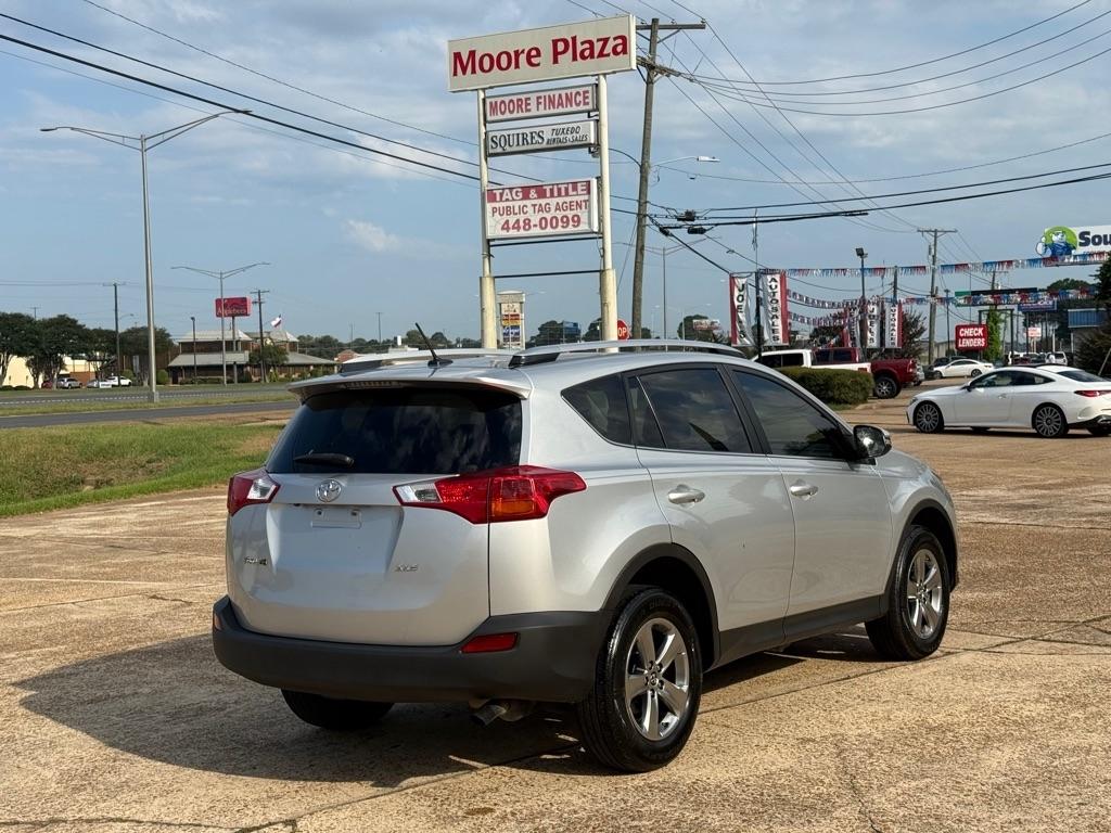 Toyota RAV4 FWD 4dr XLE (Natl) 2015