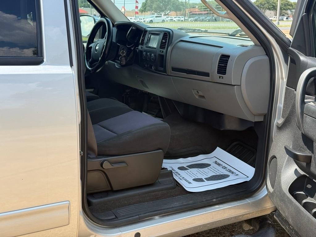 Chevrolet Silverado 1500 2WD Crew Cab 143.5" LS 2010