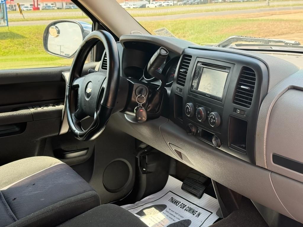 Chevrolet Silverado 1500 2WD Crew Cab 143.5" LS 2010