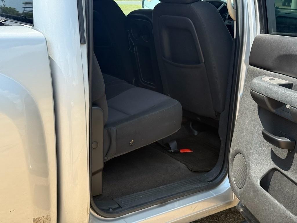 Chevrolet Silverado 1500 2WD Crew Cab 143.5" LS 2010