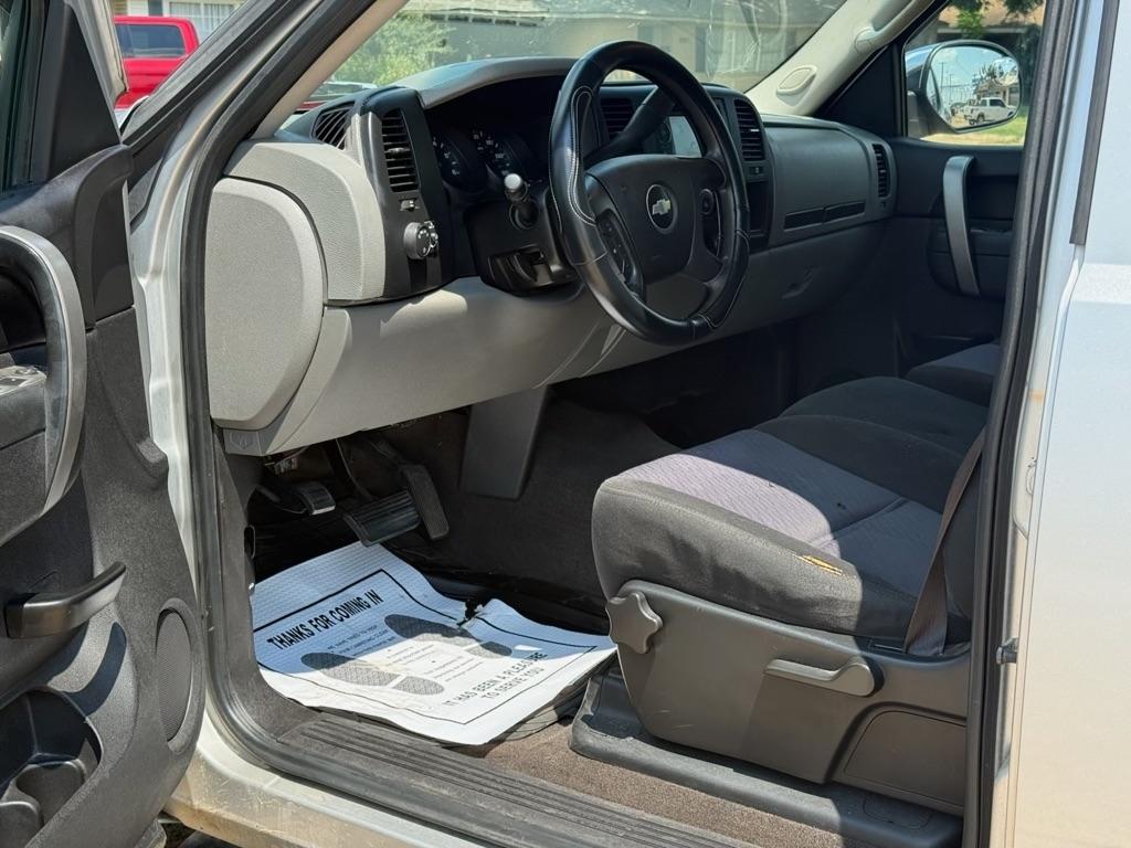 Chevrolet Silverado 1500 2WD Crew Cab 143.5" LS 2010