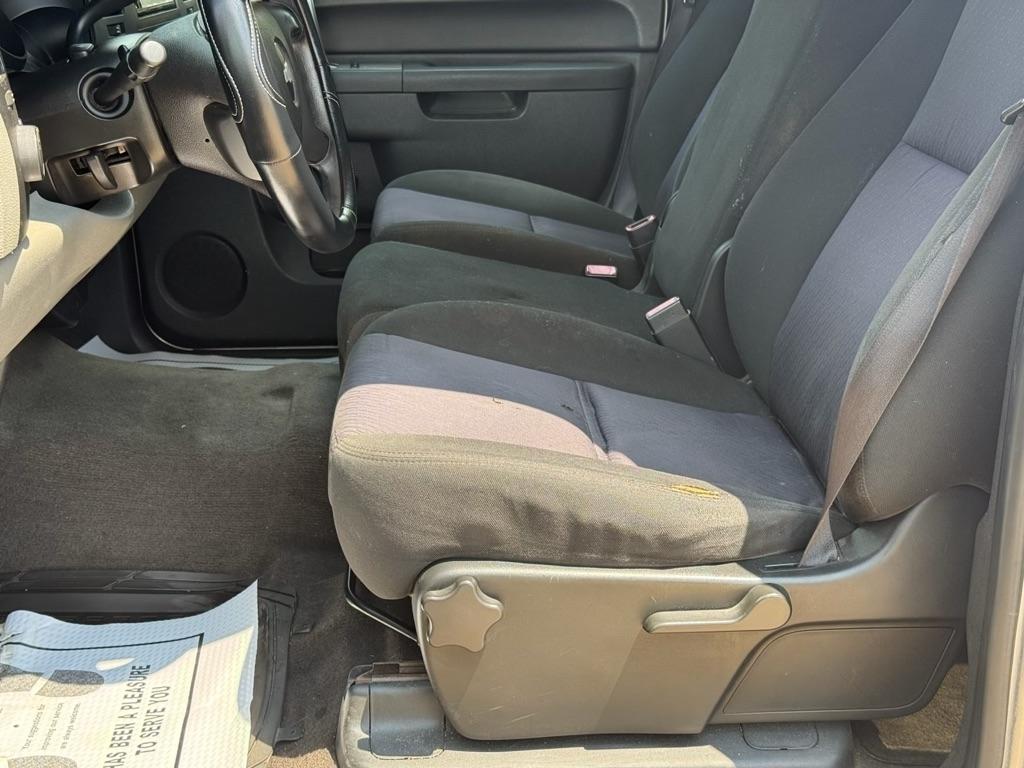Chevrolet Silverado 1500 2WD Crew Cab 143.5" LS 2010