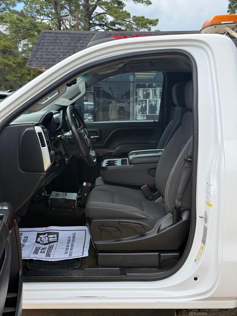 GMC Sierra 2500HD 2WD Reg Cab 133.6" SLE 2018