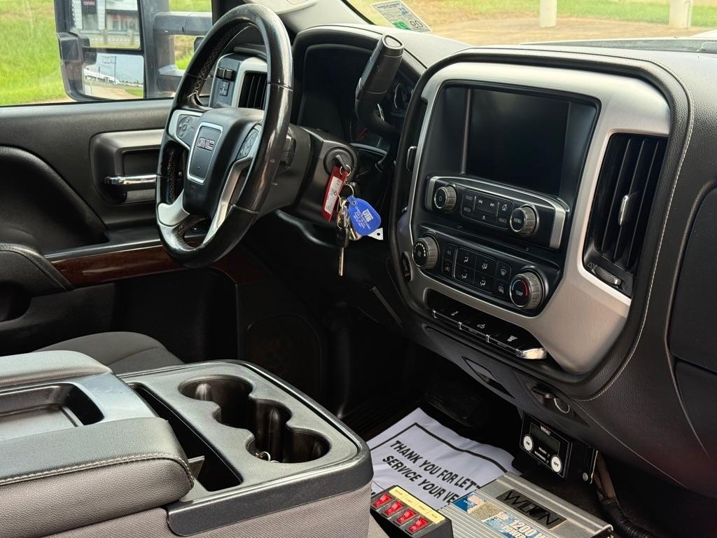 GMC Sierra 2500HD 2WD Reg Cab 133.6" SLE 2018