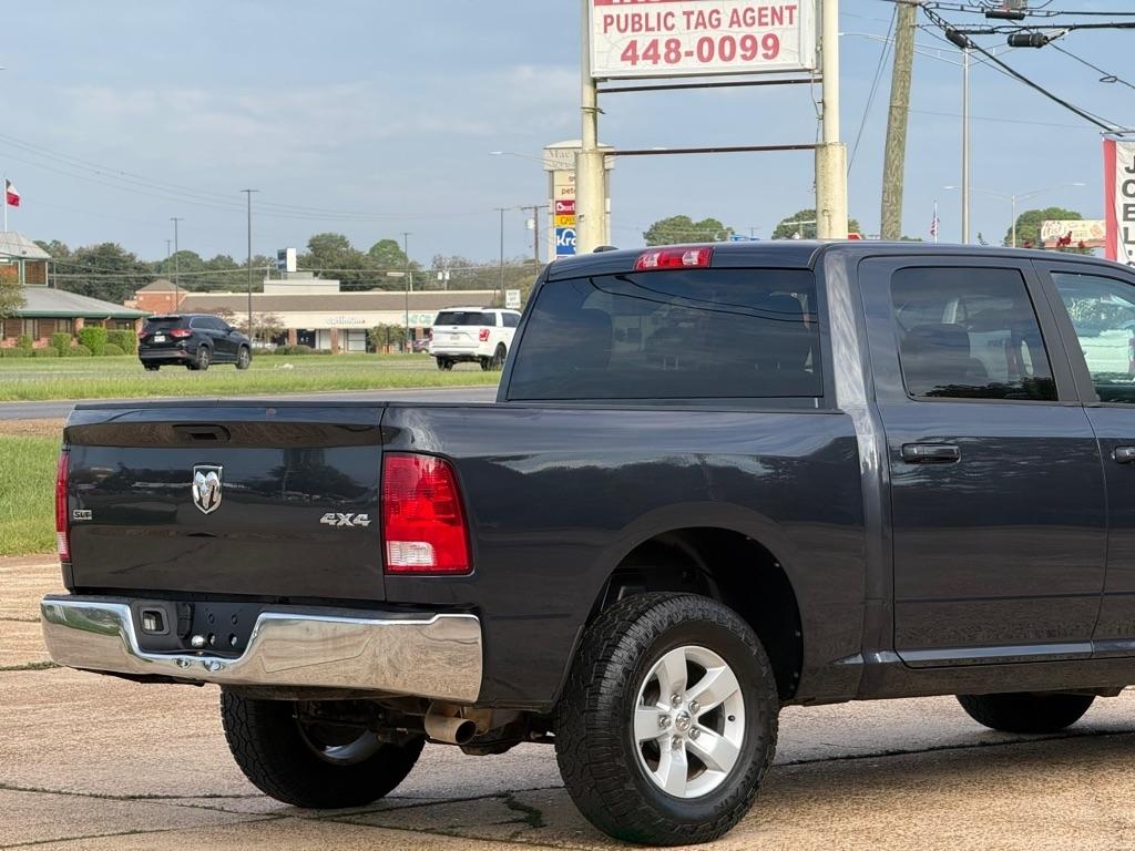 RAM 1500 Classic Warlock 4x4 Crew Cab 5'7" Box 2021