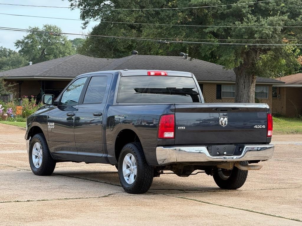 RAM 1500 Classic Warlock 4x4 Crew Cab 5'7" Box 2021