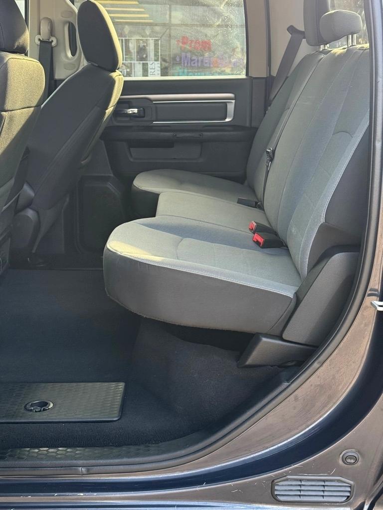 RAM 1500 Classic Warlock 4x4 Crew Cab 5'7" Box 2021