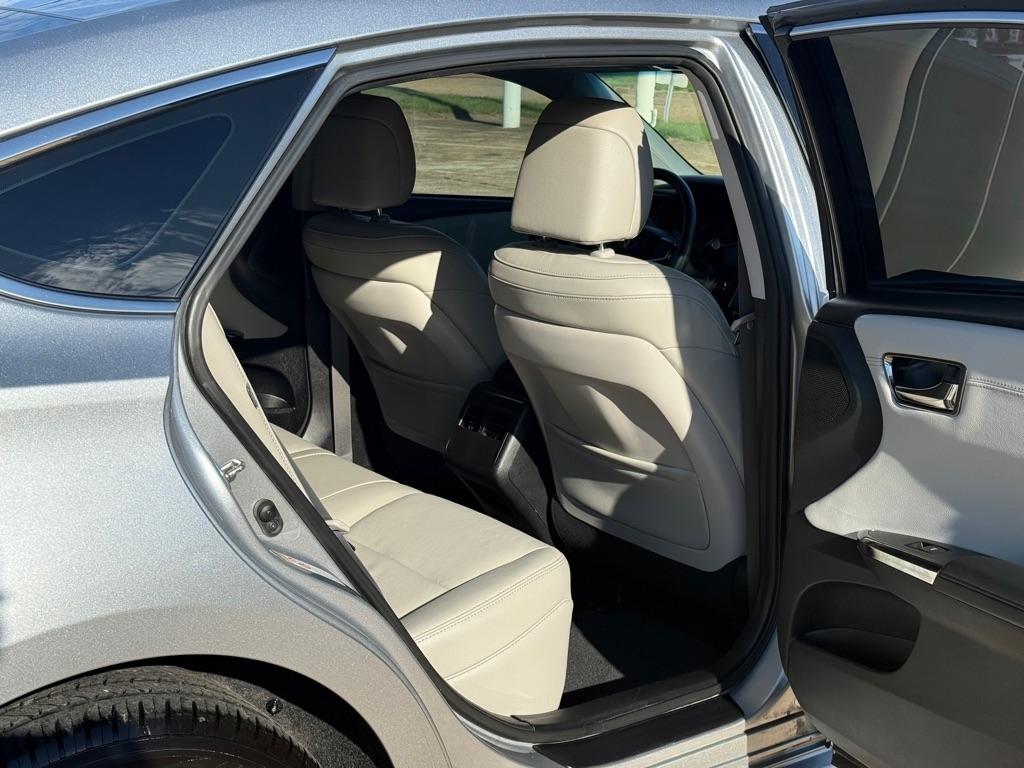 Toyota Avalon XLE Premium (Natl) 2018