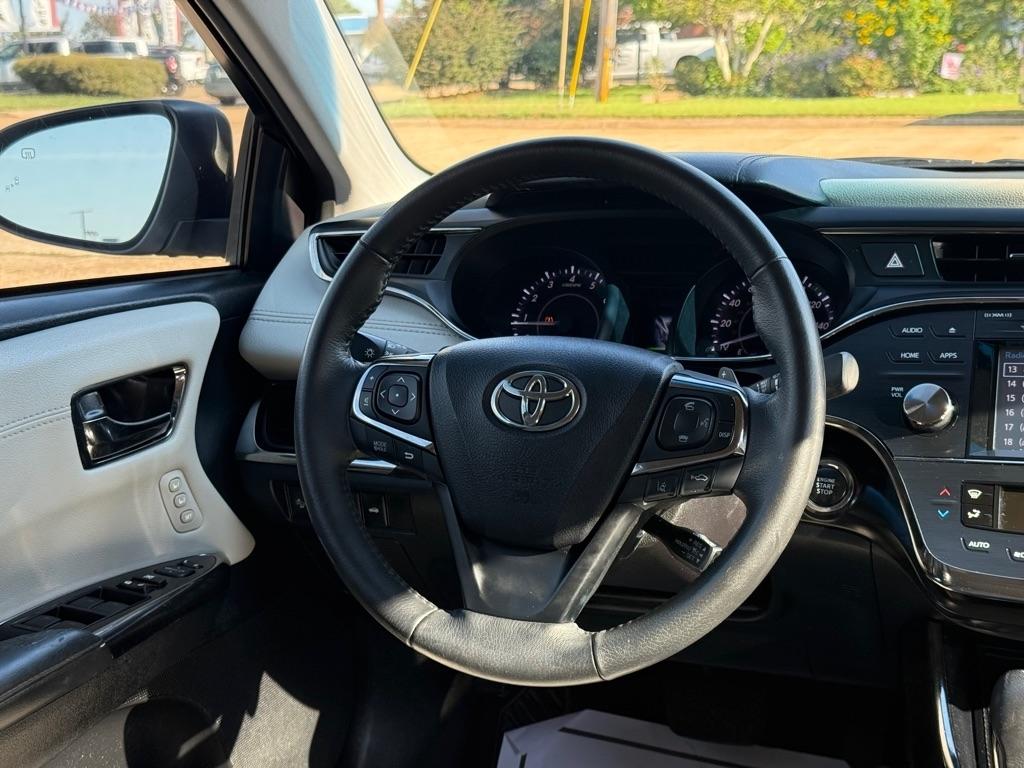 Toyota Avalon XLE Premium (Natl) 2018