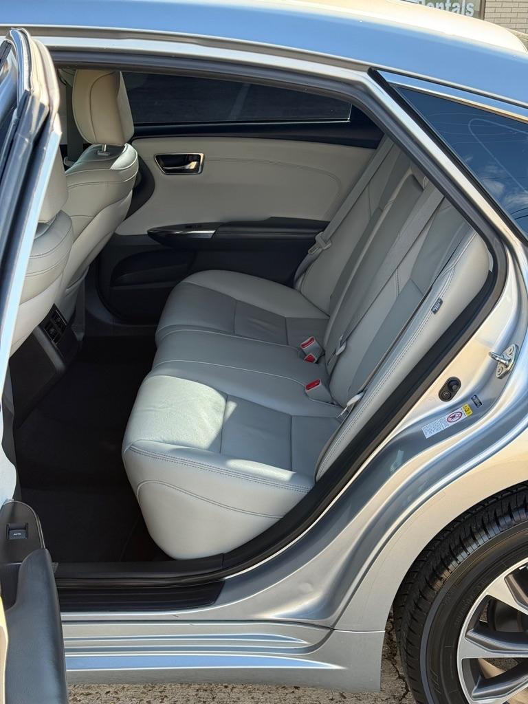 Toyota Avalon XLE Premium (Natl) 2018