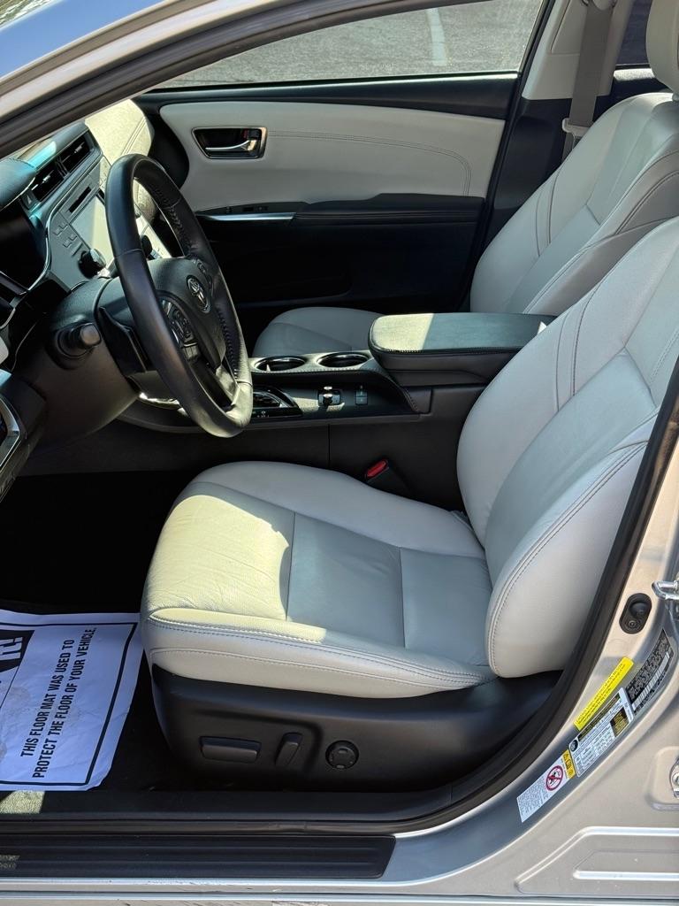 Toyota Avalon XLE Premium (Natl) 2018