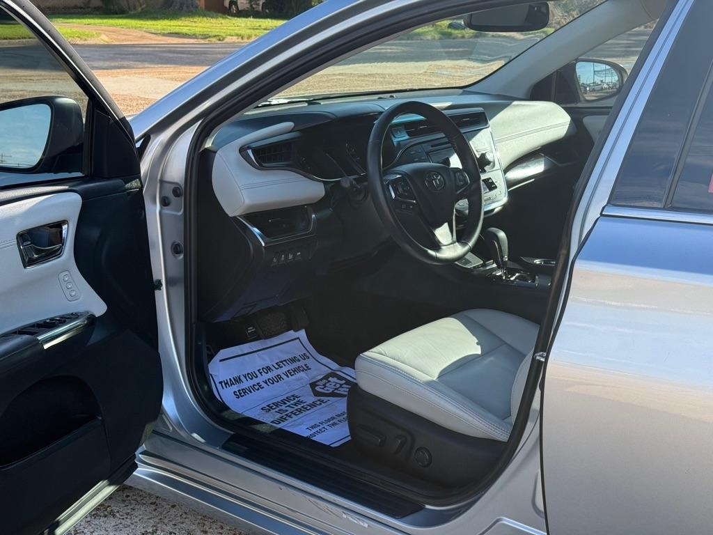 Toyota Avalon XLE Premium (Natl) 2018