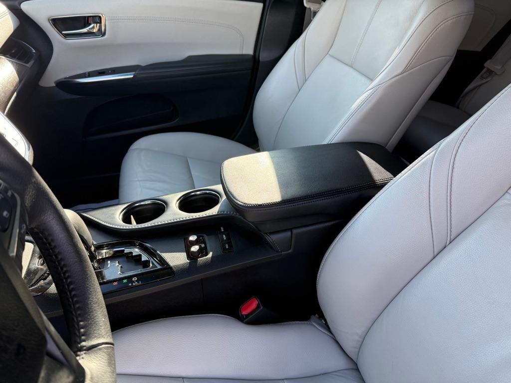 Toyota Avalon XLE Premium (Natl) 2018