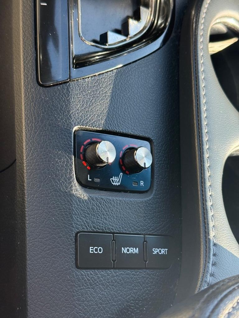 Toyota Avalon XLE Premium (Natl) 2018