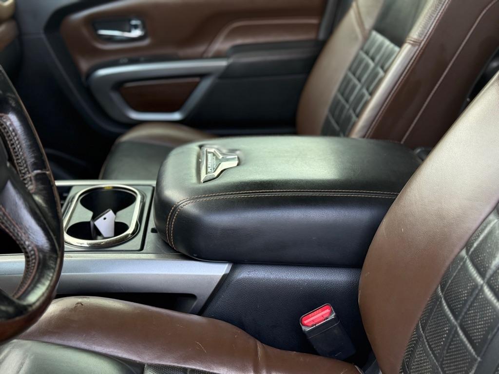 Nissan Titan XD 4x4 Diesel Crew Cab Platinum Reserve 2018