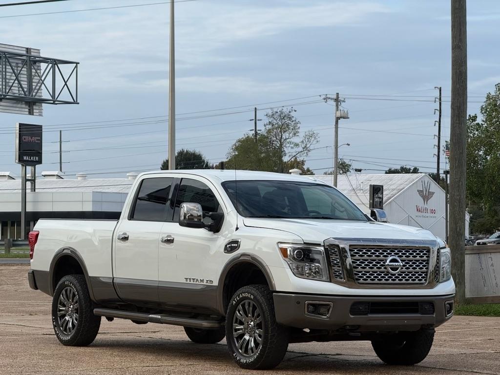 Nissan Titan XD 4x4 Diesel Crew Cab Platinum Reserve 2018