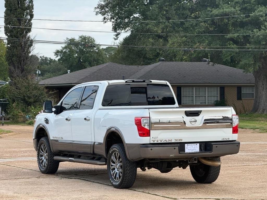 Nissan Titan XD 4x4 Diesel Crew Cab Platinum Reserve 2018