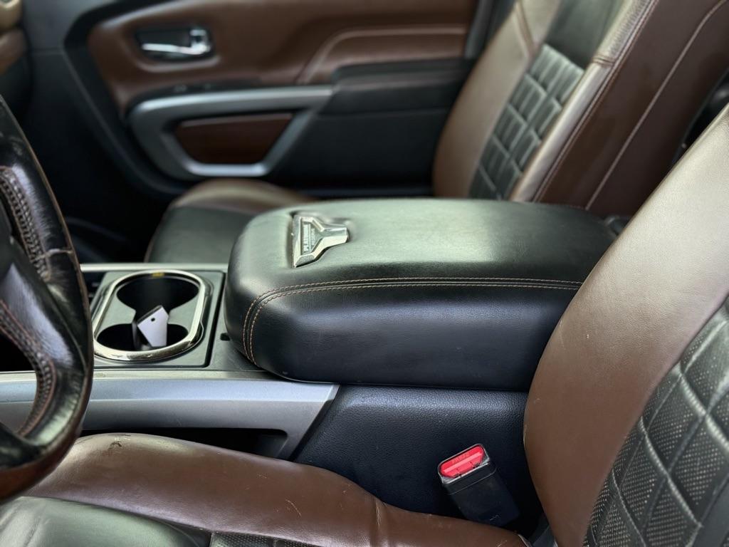 Nissan Titan XD 4x4 Diesel Crew Cab Platinum Reserve 2018