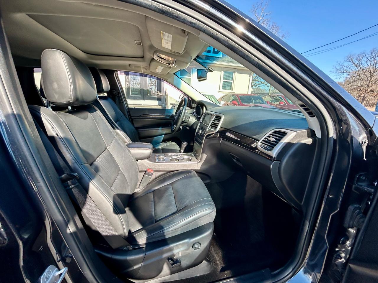 Jeep Grand Cherokee  2012