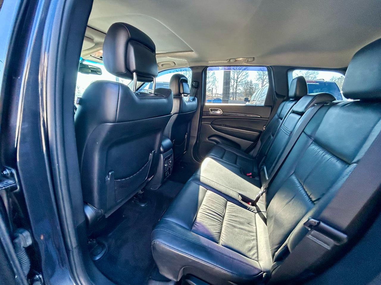 Jeep Grand Cherokee  2012