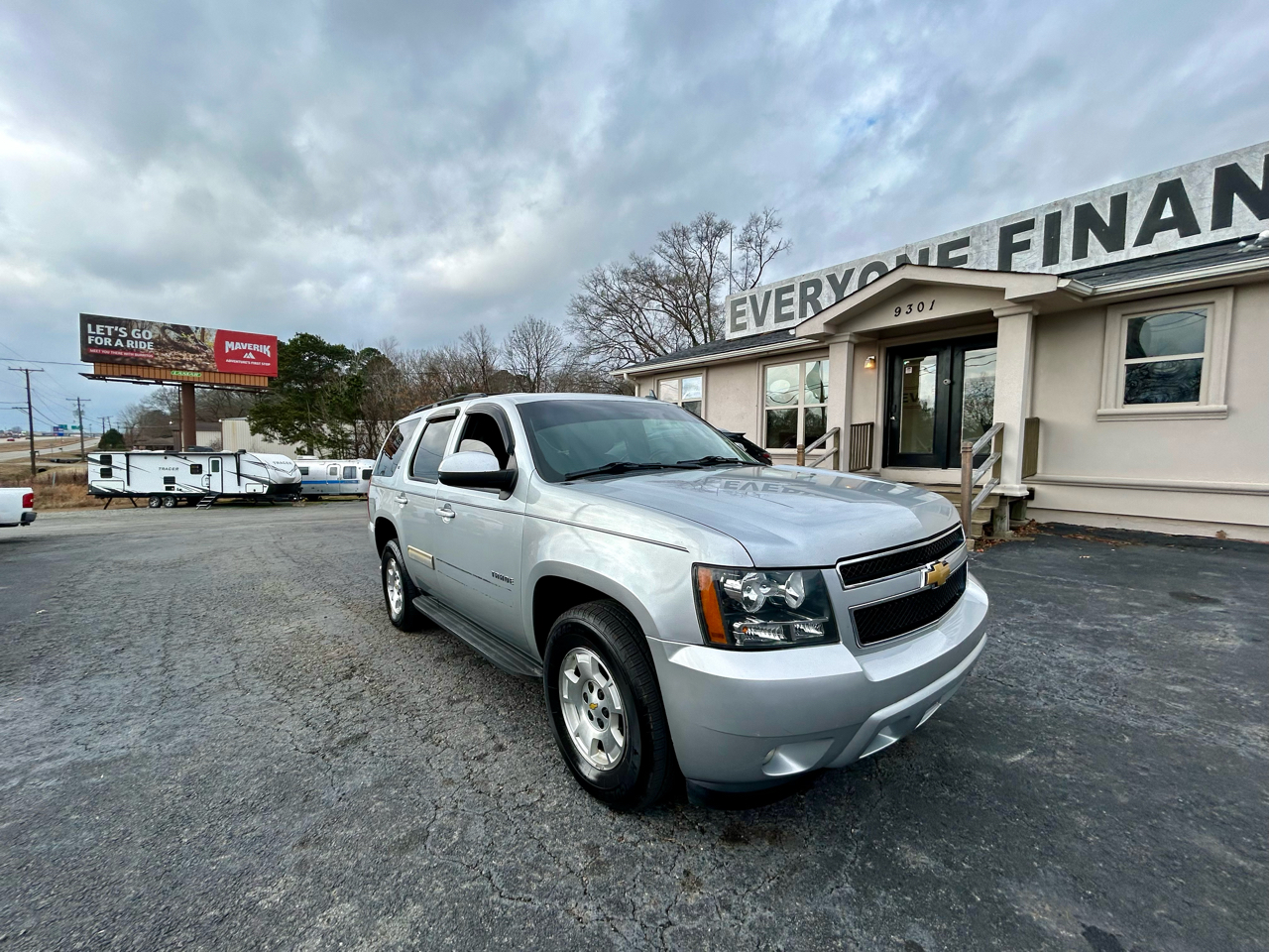Chevrolet Tahoe  2013