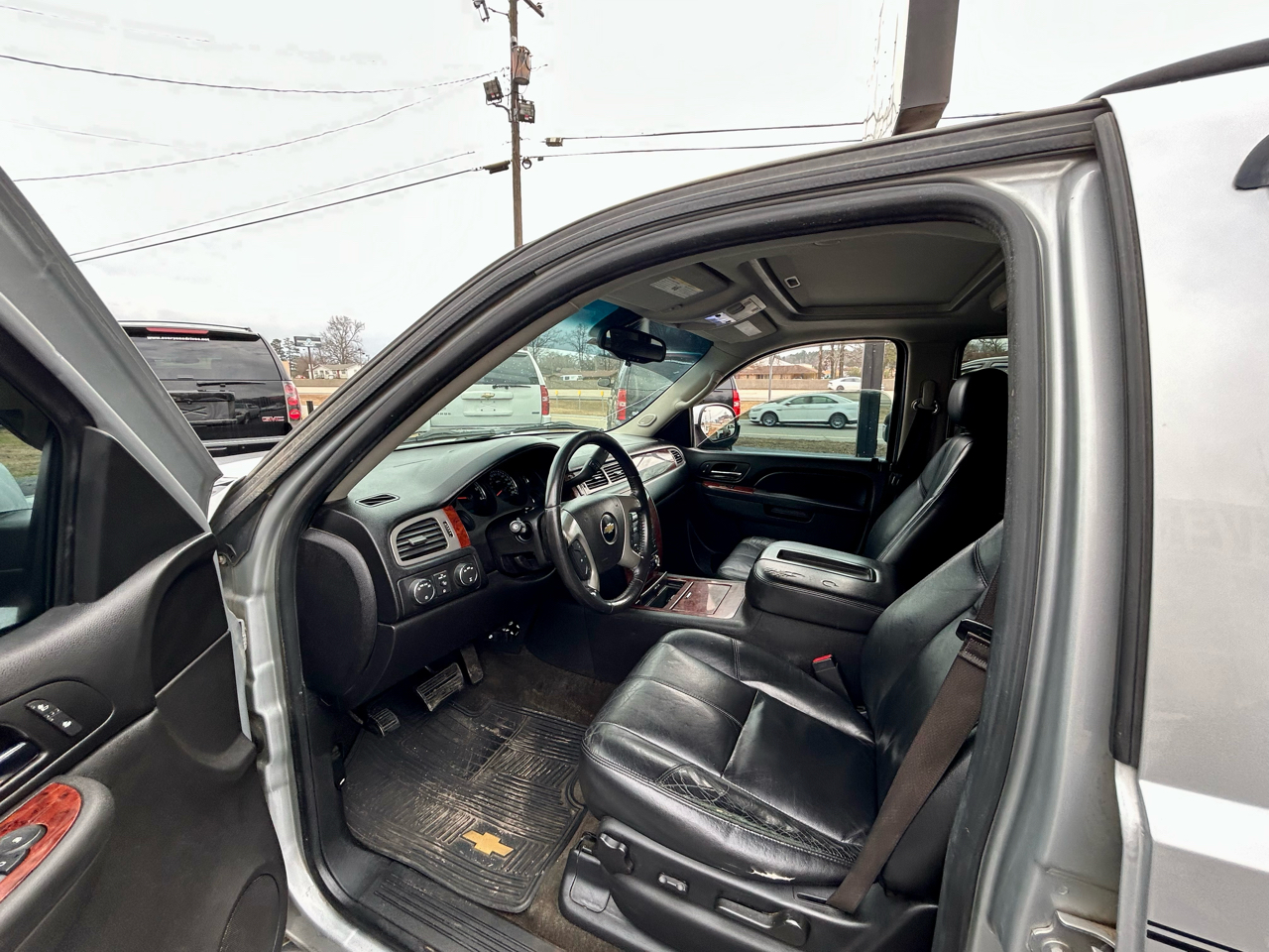 Chevrolet Tahoe  2013