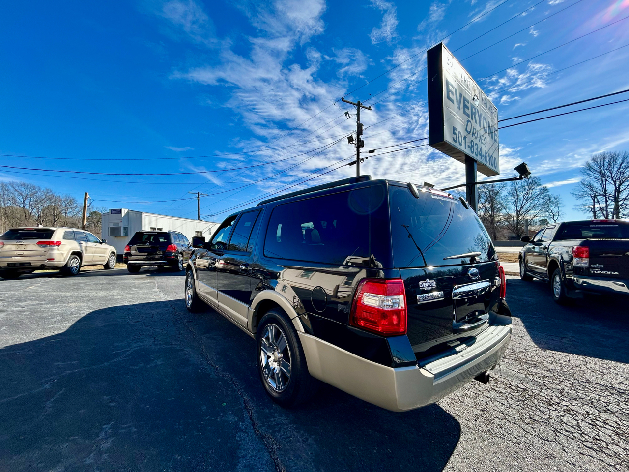 Ford Expedition  2010