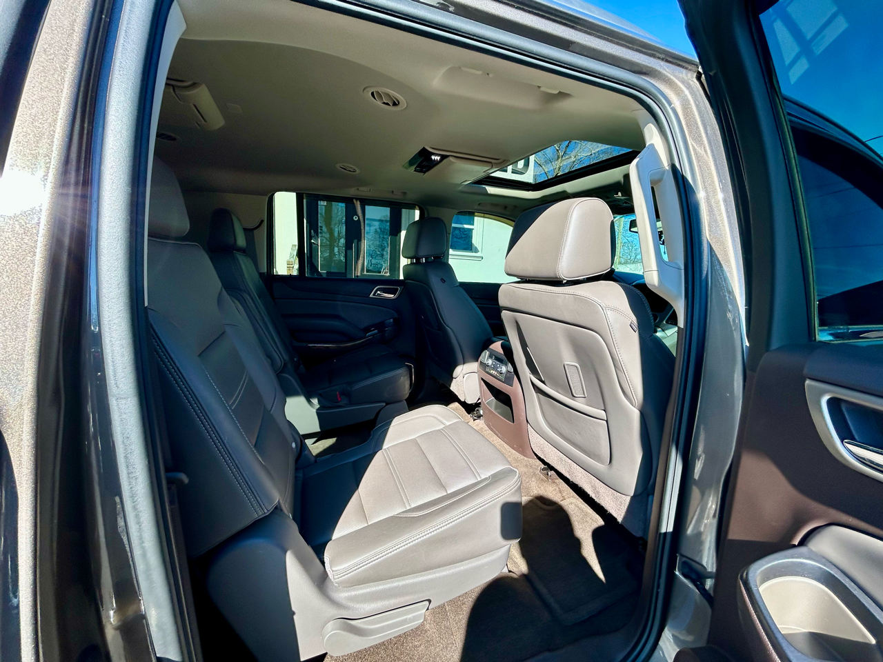 GMC Yukon XL Denali 2016