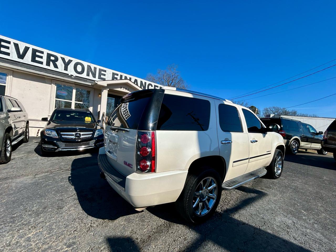 GMC Yukon Denali  2013