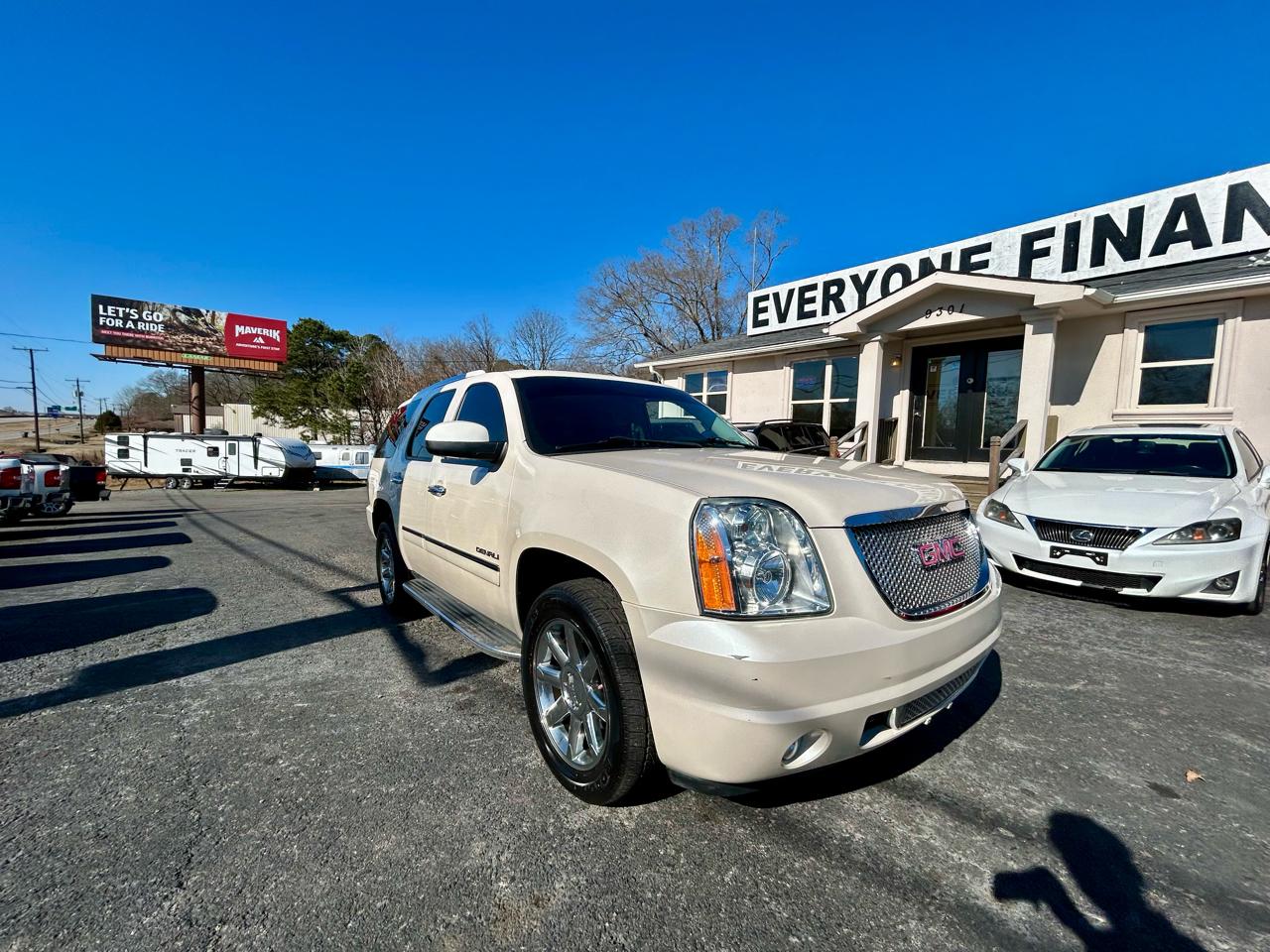 GMC Yukon Denali  2013