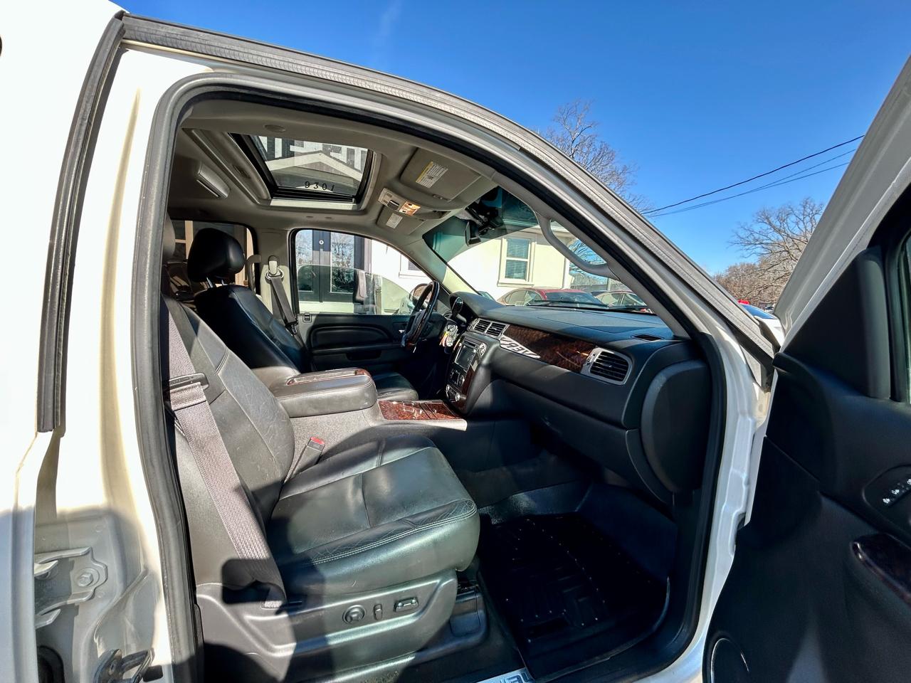 GMC Yukon Denali  2013