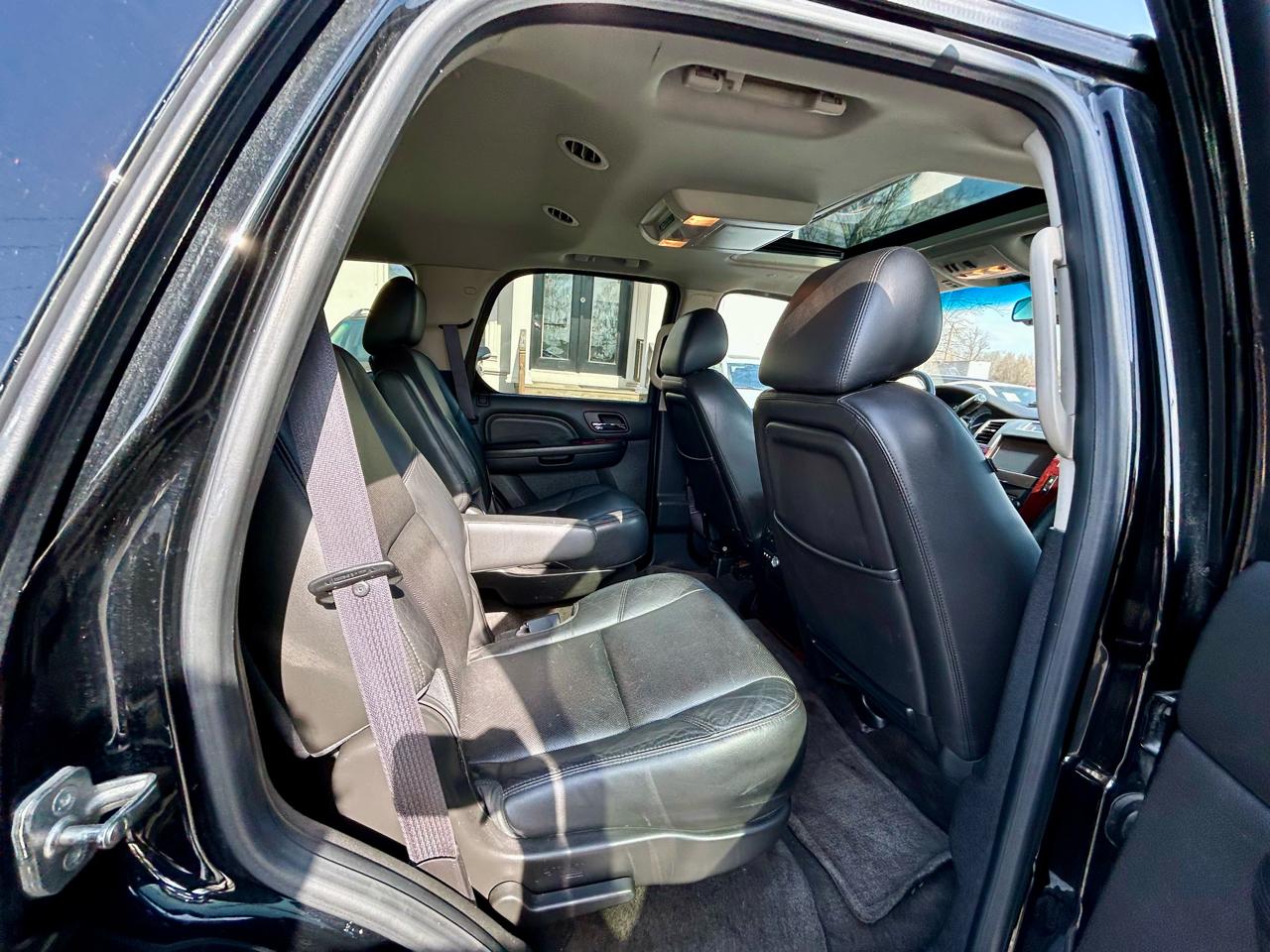 Cadillac Escalade  2013