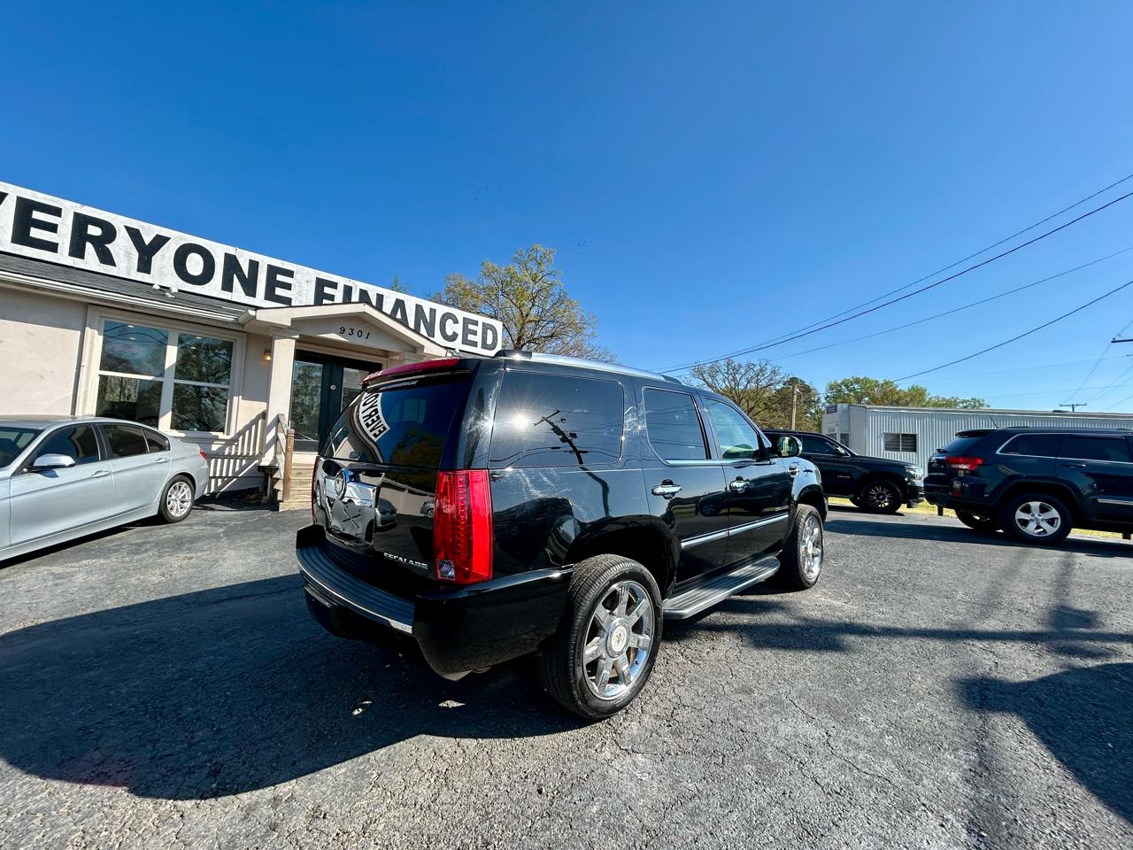 Cadillac Escalade  2010