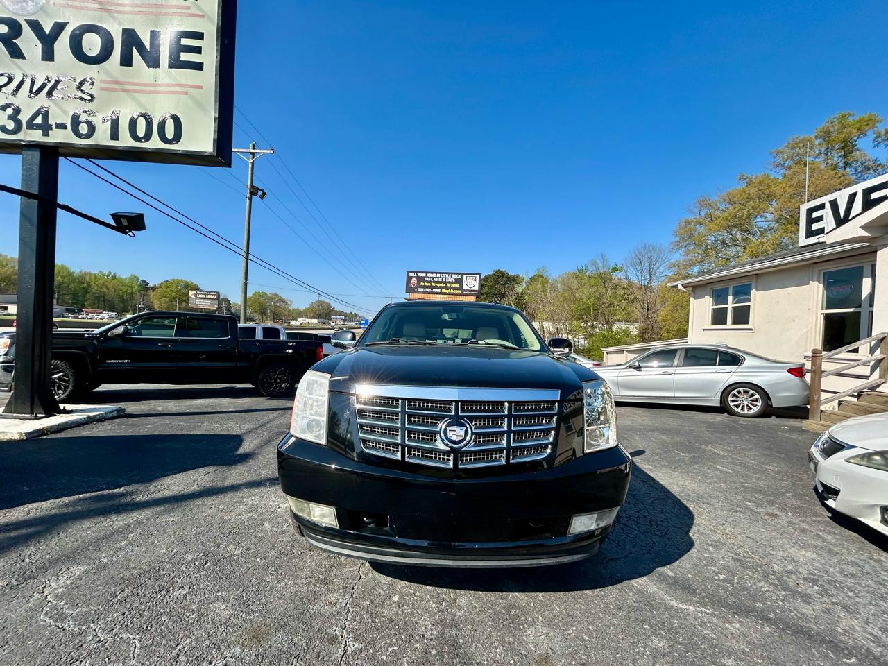 Cadillac Escalade  2010