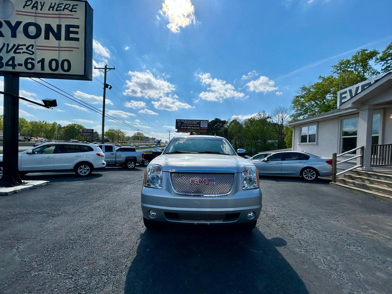 GMC Yukon Denali Denali 2011
