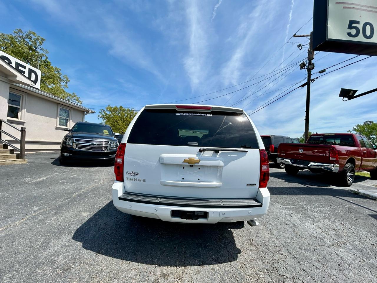 Chevrolet Tahoe  2011