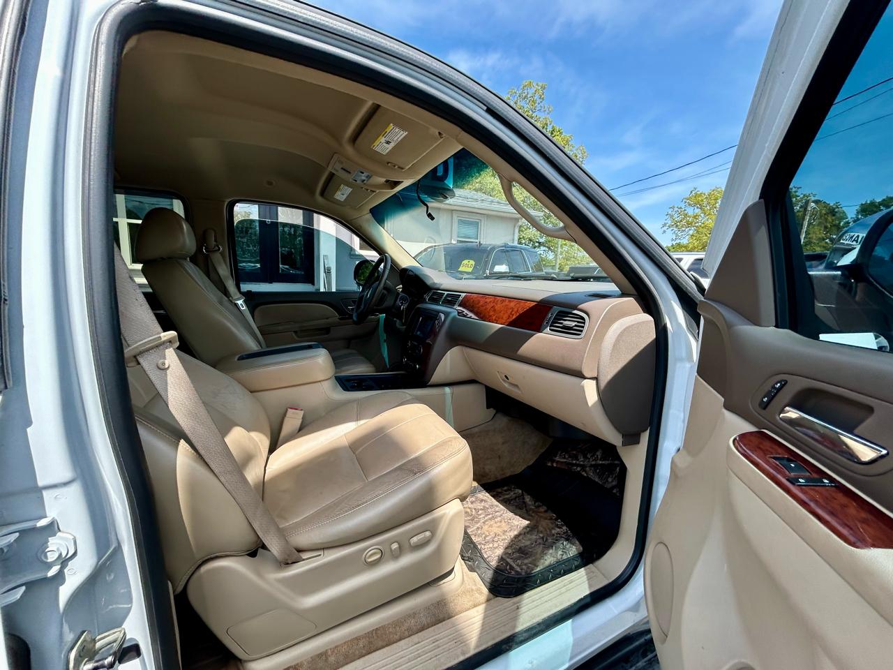 Chevrolet Tahoe  2011