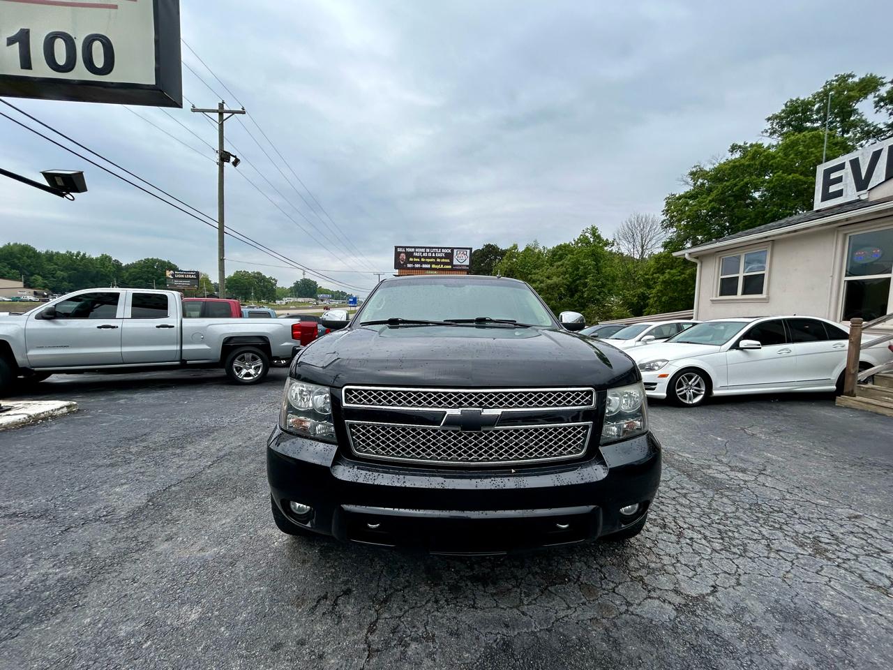 Chevrolet Tahoe  2013