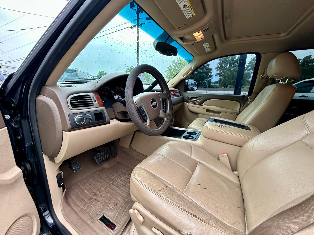 Chevrolet Tahoe  2013