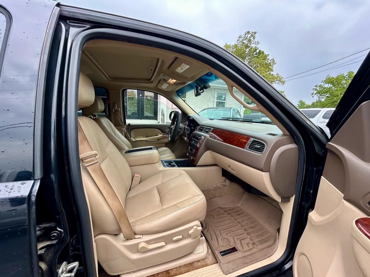 Chevrolet Tahoe  2013