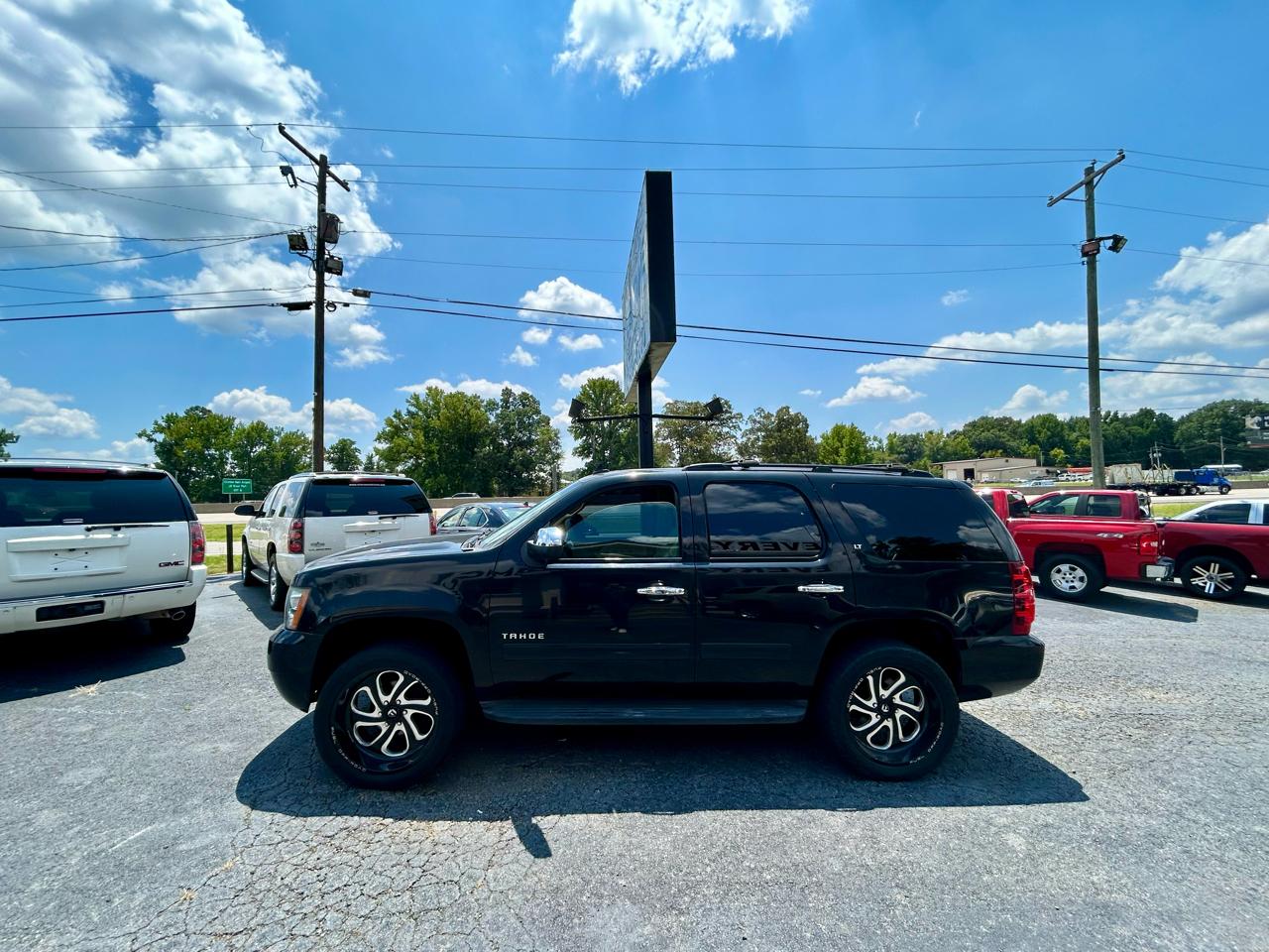 Chevrolet Tahoe  2013